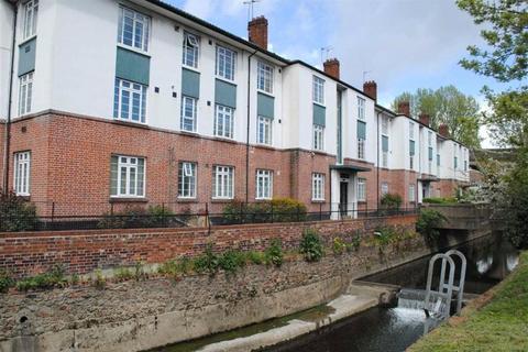 2 bedroom apartment to rent, Clive Lodge, Shirehall Lane, London, NW4