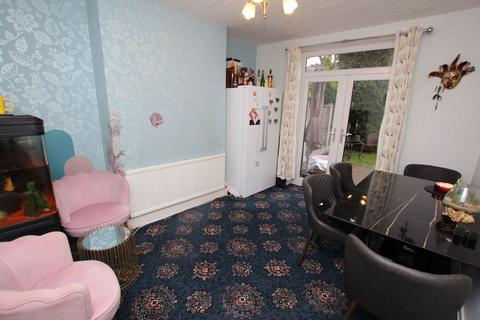 3 bedroom semi-detached house for sale, Dodworth Road, Barnsley