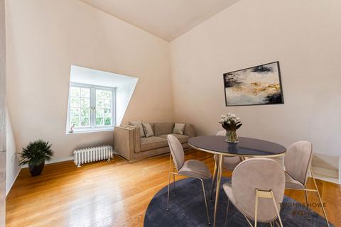 2 bedroom flat for sale, London SE26