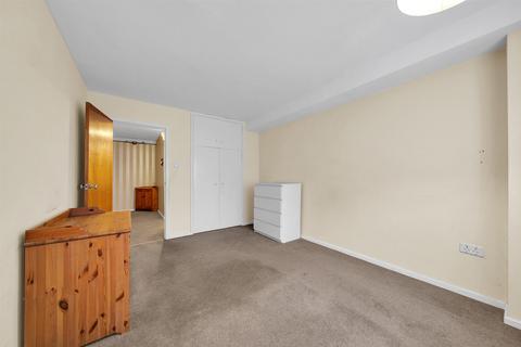 2 bedroom apartment for sale, Westgate Road, Beckenham