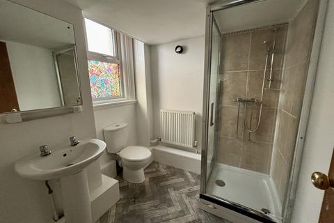 1 bedroom in a house share to rent, Alexandra road, Newport,