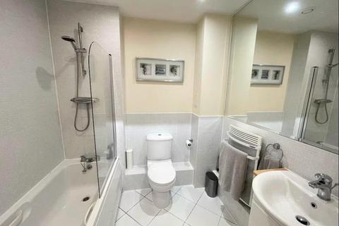 1 bedroom apartment to rent, Station Approach, Woking, Surrey, GU22