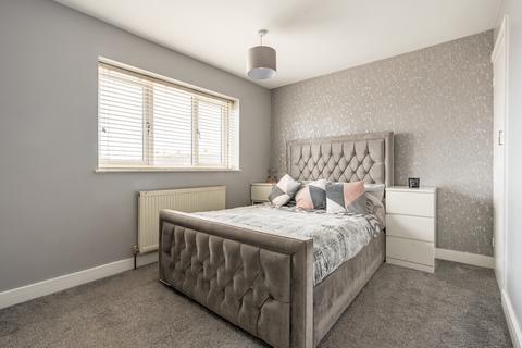 37 Gathorne Crescent, Yate, Bristol, BS37 5EN