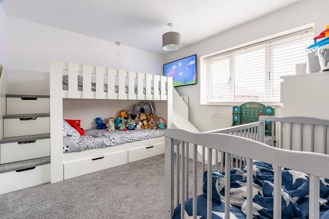 37 Gathorne Crescent, Yate, Bristol, BS37 5EN