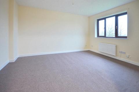 2 bedroom flat for sale, New Road, Gillingham