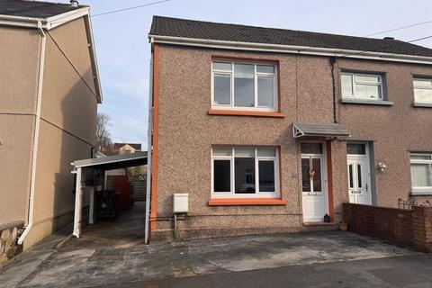 Rawlings Road, Llandybie, Ammanford