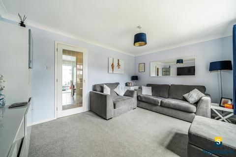 undefined, The Cedars, Surrey GU1