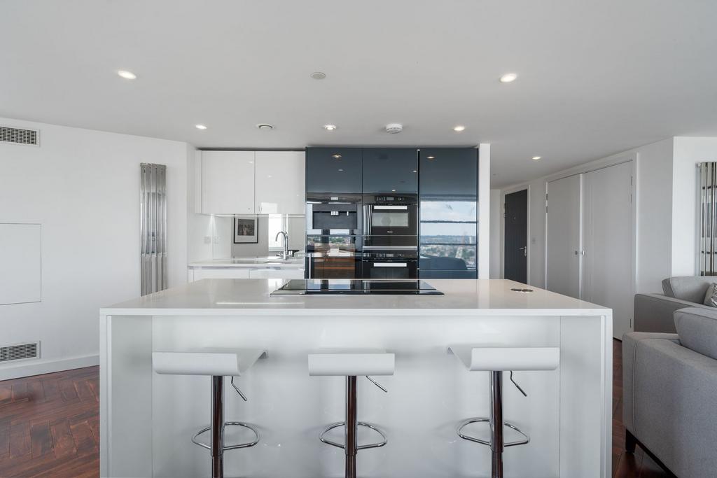 Reception / Kitchen