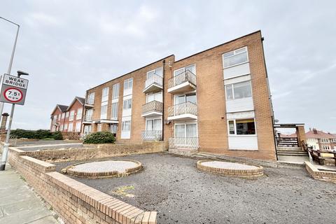 2 bedroom apartment for sale, 30 Harrowside, South Shore FY4