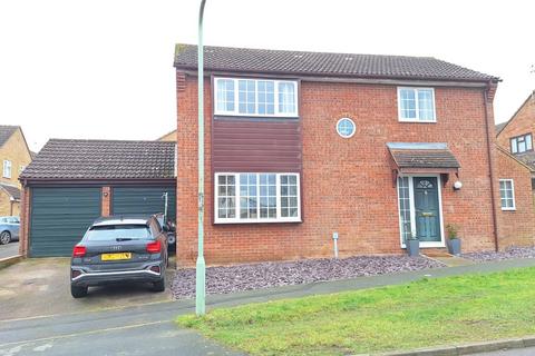 4 bedroom detached house for sale, Spencer Way, Stowmarket IP14