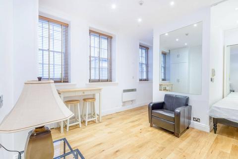 Studio to rent, All Souls Place, Marylebone, London, W1B