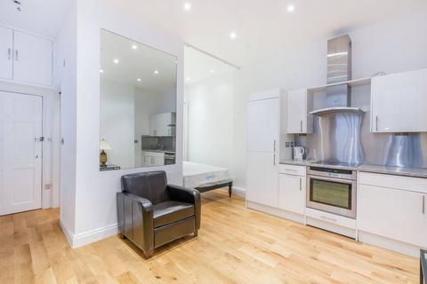 Studio to rent, All Souls Place, Marylebone, London, W1B