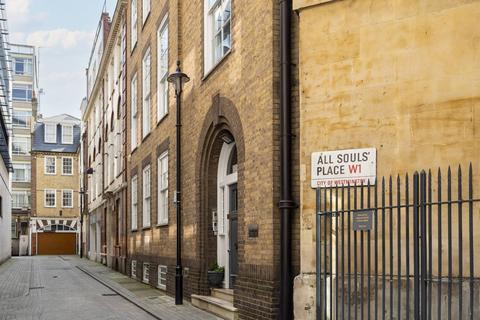 Studio to rent, All Souls Place, Marylebone, London, W1B