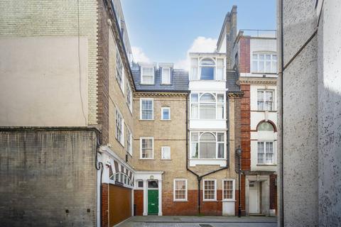 Studio to rent, All Souls Place, Marylebone, London, W1B