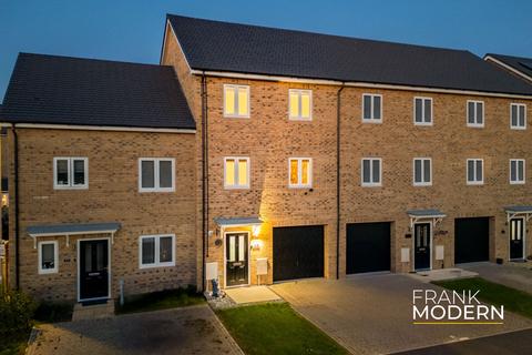 45 Waterfield Close, Peterborough, PE3 6AS