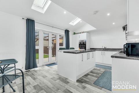 45 Waterfield Close, Peterborough, PE3 6AS