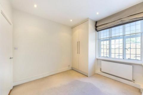 3 bedroom apartment to rent, St. Johns Wood Park, London NW8