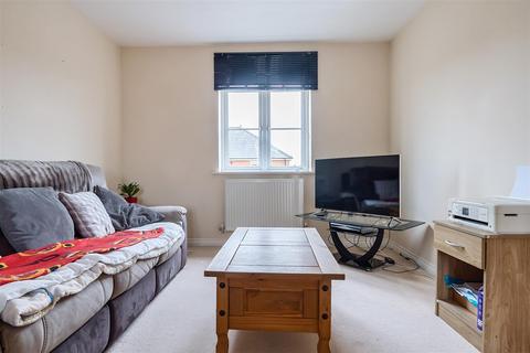 2 bedroom flat for sale, Devizes