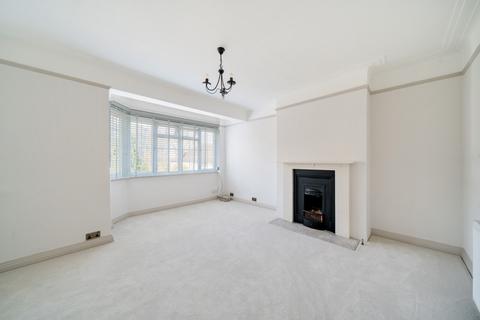 2 bedroom maisonette for sale, Castleview Road, Weybridge, KT13