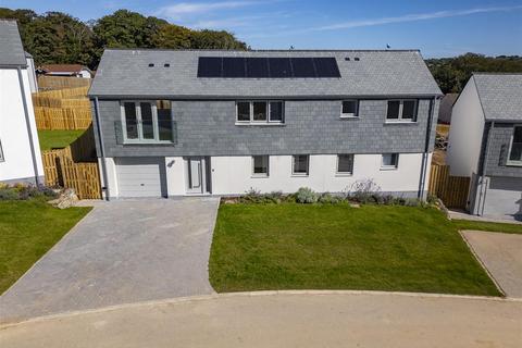 4 bedroom detached house for sale, Kingswood, St Austell PL26