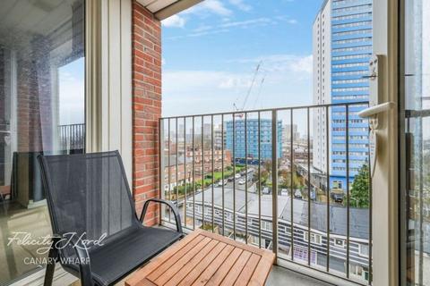 1 bedroom apartment for sale, Katie Court, London, E16