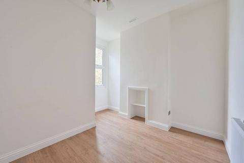 2 bedroom flat to rent, Kingston Road, South Wimbledon, London, SW19