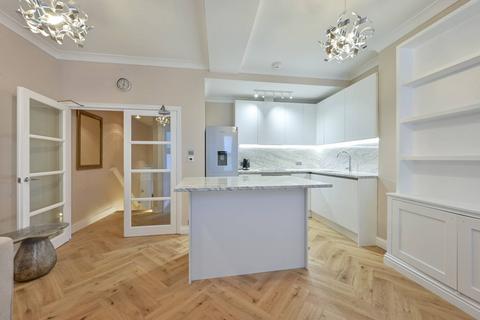 2 bedroom flat to rent, Haydons Road, Merton, London, SW19