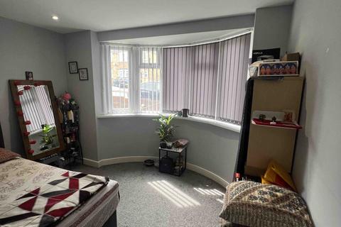 1 bedroom semi-detached house to rent, Butcombe Road