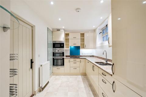 2 bedroom property to rent, Devonshire Mews West, London, W1G