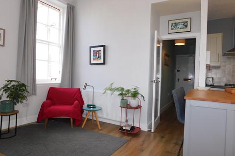 2 bedroom flat to rent, 110, St Stephen Street, Edinburgh, EH3 5AQ