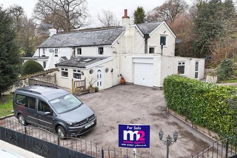 3 bedroom semi-detached house for sale, Pontypool NP4