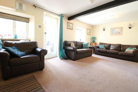 3 bedroom semi-detached house for sale, Pontypool NP4