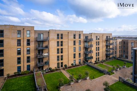 2 bedroom flat for sale, Lambourne House, London SE20