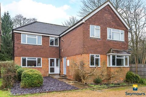 1 bedroom flat for sale, Ranmore Court, Shalford GU4