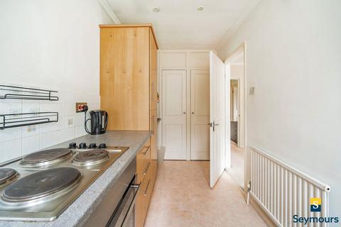 1 bedroom flat for sale, Ranmore Court, Shalford GU4