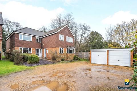 undefined, The Street, Guildford GU4