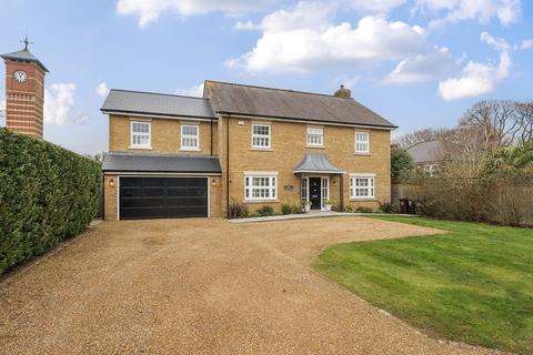 4 bedroom detached house for sale, East Parkside, Warlingham CR6