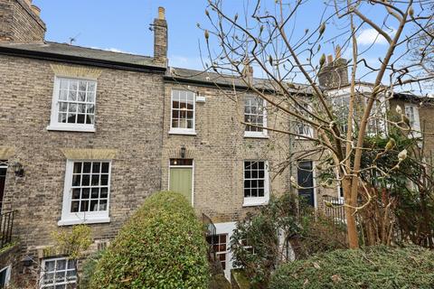 12 Melbourne Place, Cambridge, CB1 1EQ