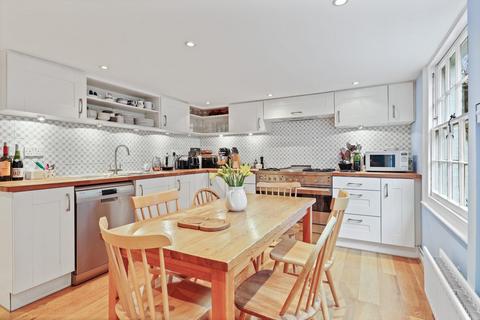 12 Melbourne Place, Cambridge, CB1 1EQ