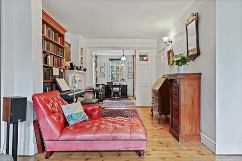 12 Melbourne Place, Cambridge, CB1 1EQ