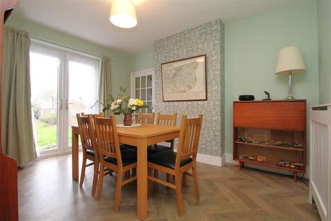 3 bedroom semi-detached house for sale, Beacon Road, Broadstairs