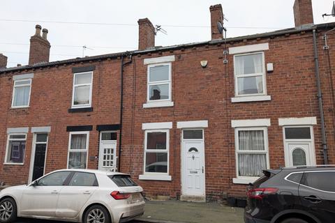 2 bedroom terraced house to rent, Gordon Street, Wakefield, West Yorkshire, UK, WF1