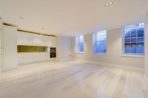 1 bedroom flat for sale, Warwick Court, London WC1R