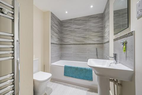 7 Cole Close, Malmesbury, SN16 9FU