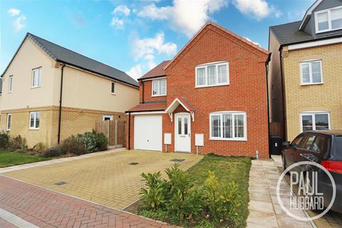 4 bedroom detached house for sale, Hobbs Close, Oulton, NR32