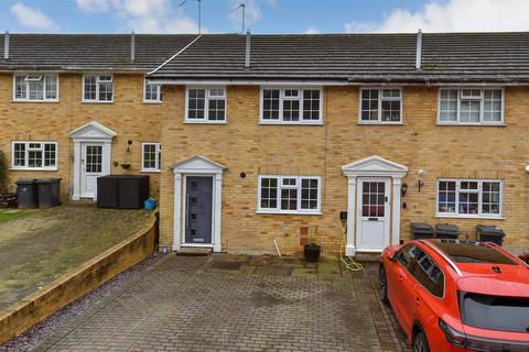 3 bedroom terraced house for sale, Hunters Way, Uckfield, East Sussex