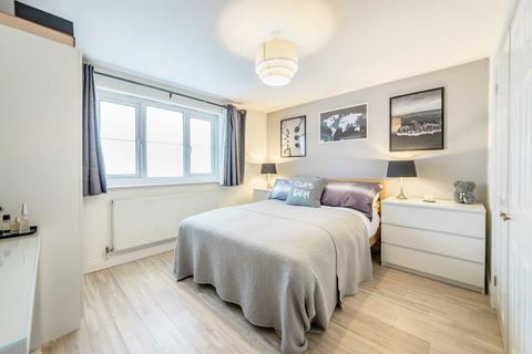 1 bedroom flat for sale, Isabella Place, Kingston Upon Thames KT2