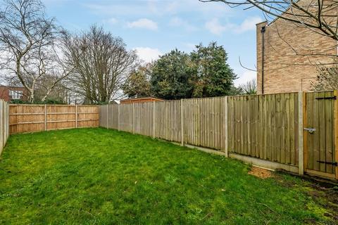 1 bedroom apartment for sale, WHITMORES CLOSE, EPSOM KT18