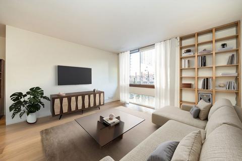 1 bedroom flat for sale, Andrewes House, London EC2Y