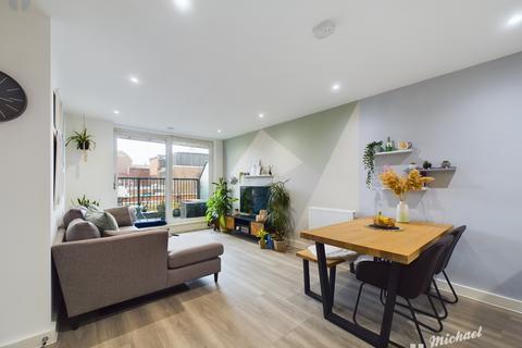 2 bedroom flat for sale, The Exchange, Exchange Street, Aylesbury, Buckinghamshire